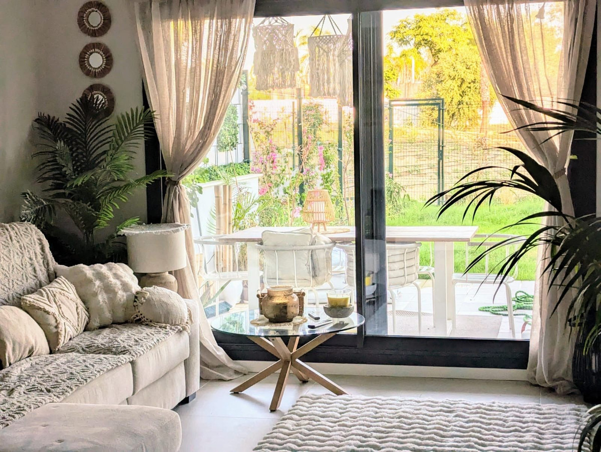 2 Bed Apartment for sale in Selwo Costa Del Sol, Málaga, Spain