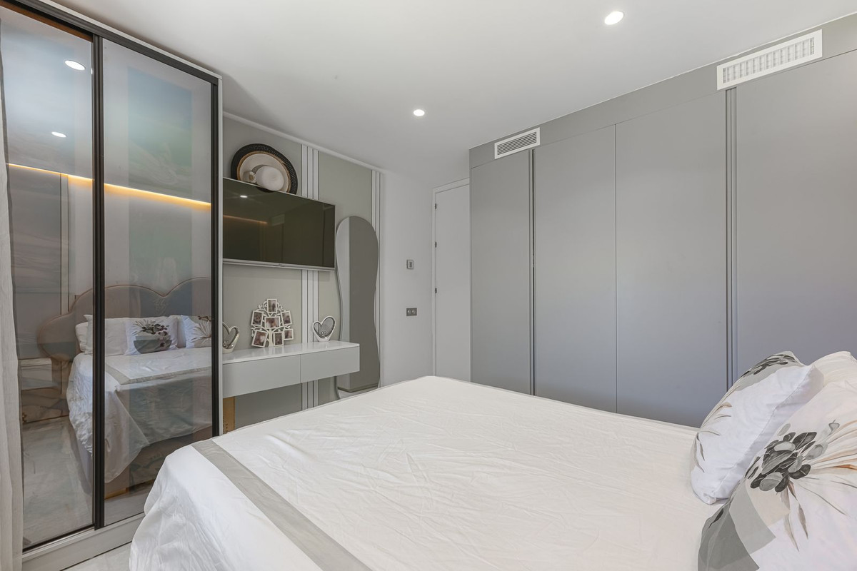 3 Bed Townhouse for sale in New Golden Mile Costa Del Sol, Málaga, Spain