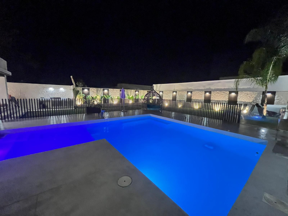 3 Bed Townhouse for sale in New Golden Mile Costa Del Sol, Málaga, Spain