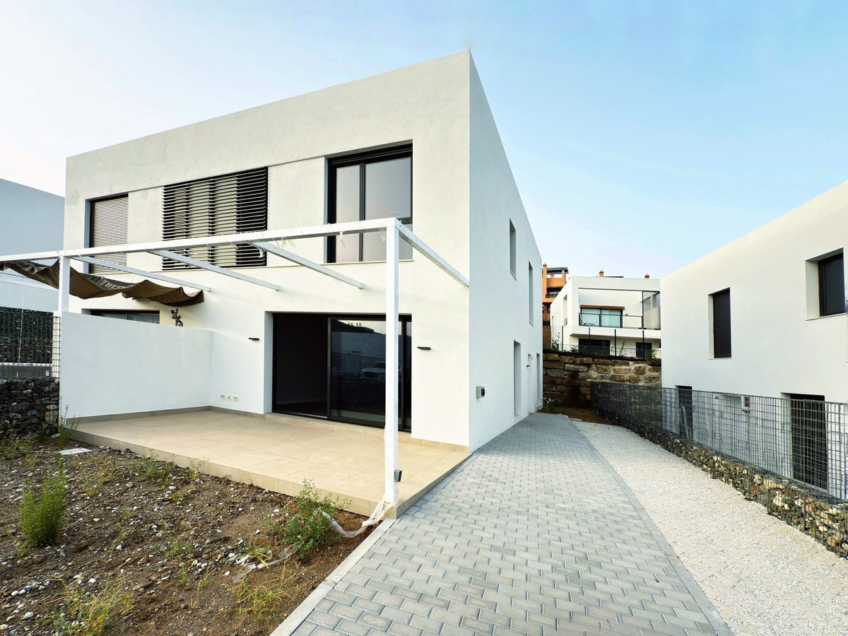 4 Bed Townhouse for sale in Riviera Del Sol Costa Del Sol, Málaga, Spain