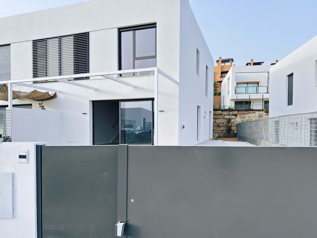 4 Bed Townhouse for sale in Riviera Del Sol Costa Del Sol, Málaga, Spain