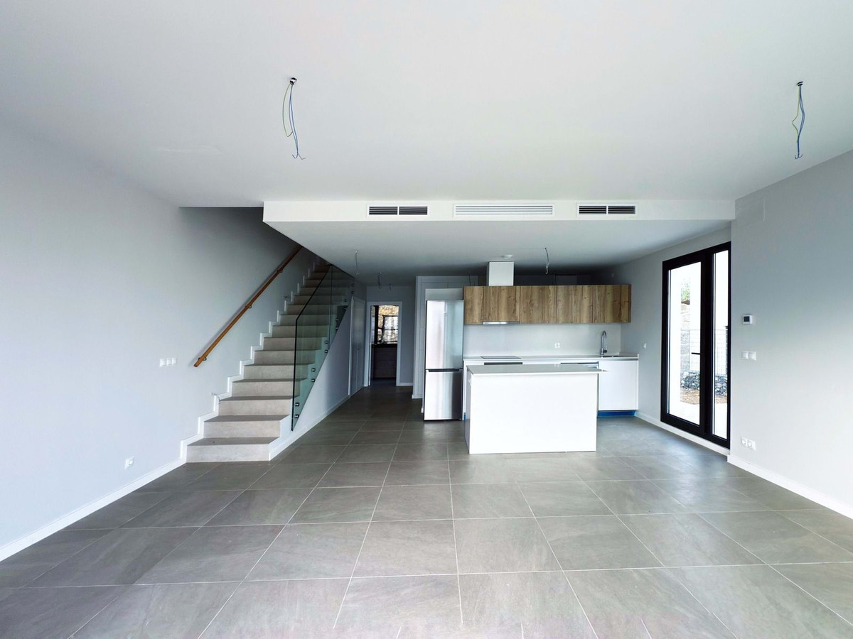 4 Bed Townhouse for sale in Riviera Del Sol Costa Del Sol, Málaga, Spain