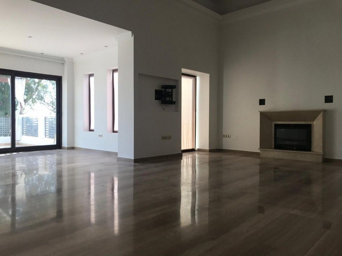Se vende Pareada de 4 dormitorios en Costa Del Sol, Málaga, España