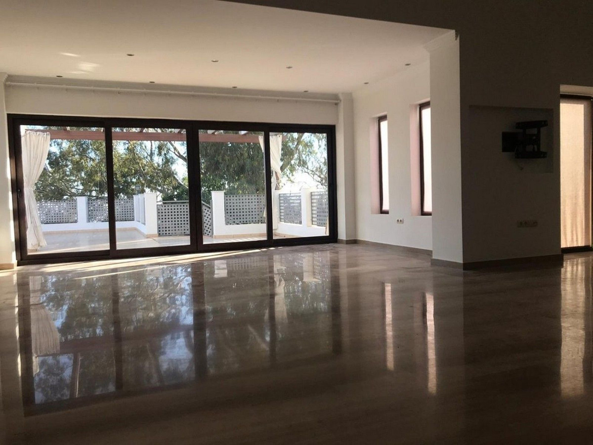 Se vende Pareada de 4 dormitorios en Costa Del Sol, Málaga, España