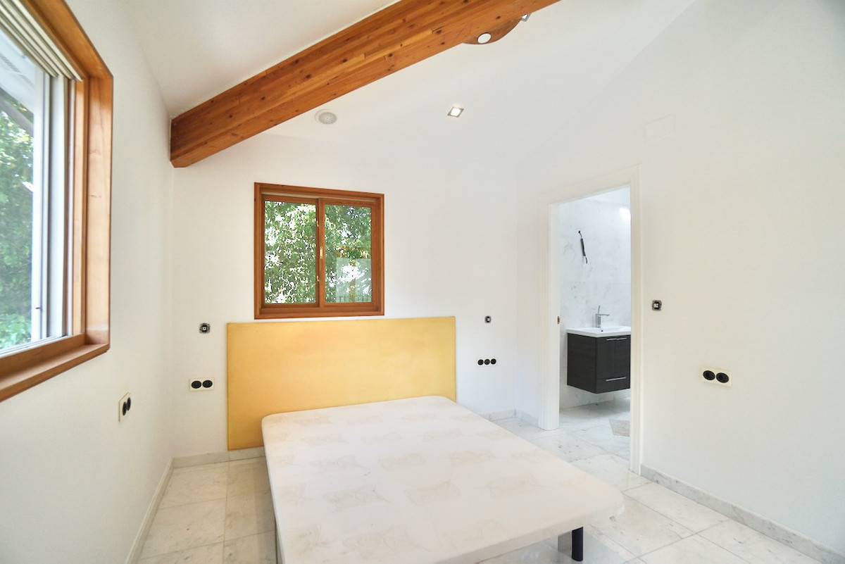 Se vende Villa - Chalet de 5 dormitorios en Costa Del Sol, Málaga, España