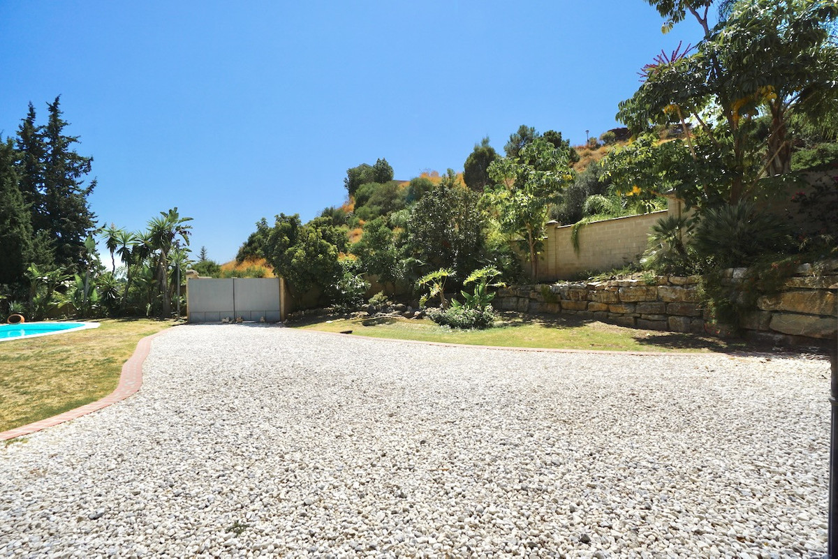 Se vende Villa - Chalet de 5 dormitorios en Costa Del Sol, Málaga, España