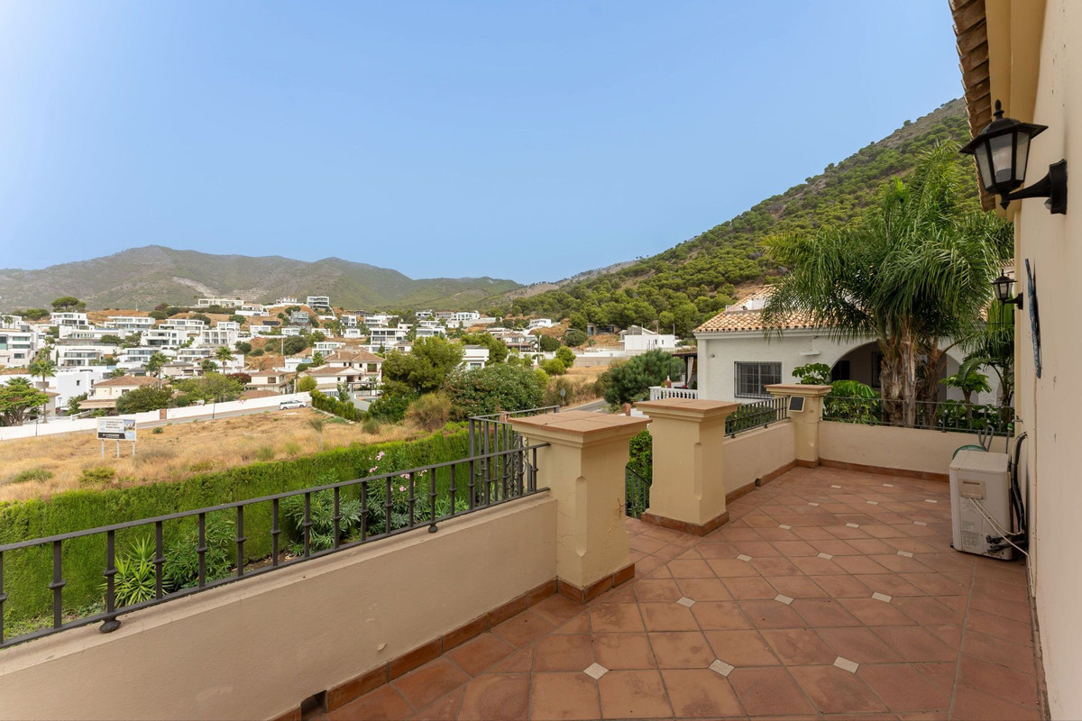 3 Bed Townhouse for sale in Mijas Costa Del Sol, Málaga, Spain
