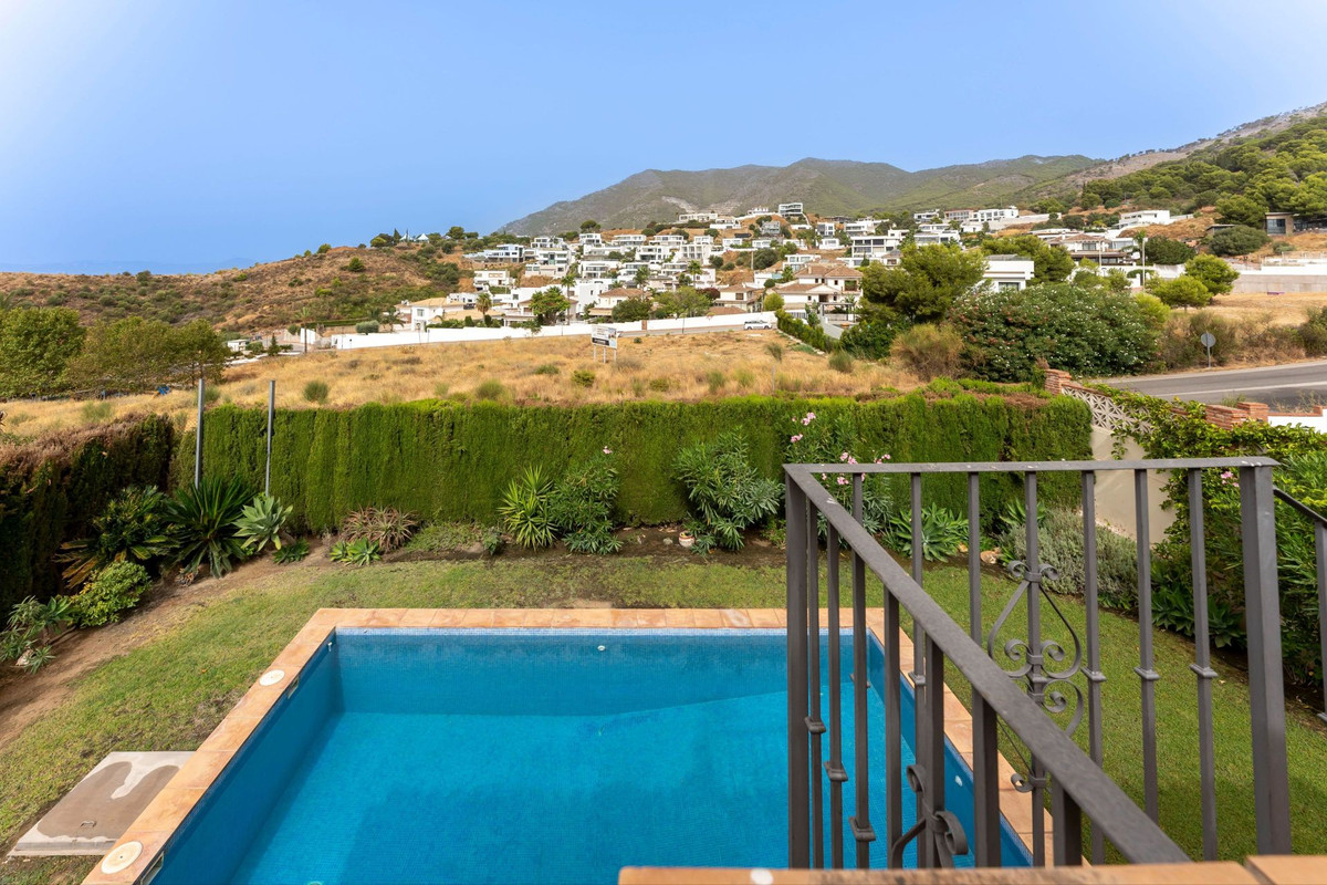 3 Bed Townhouse for sale in Mijas Costa Del Sol, Málaga, Spain