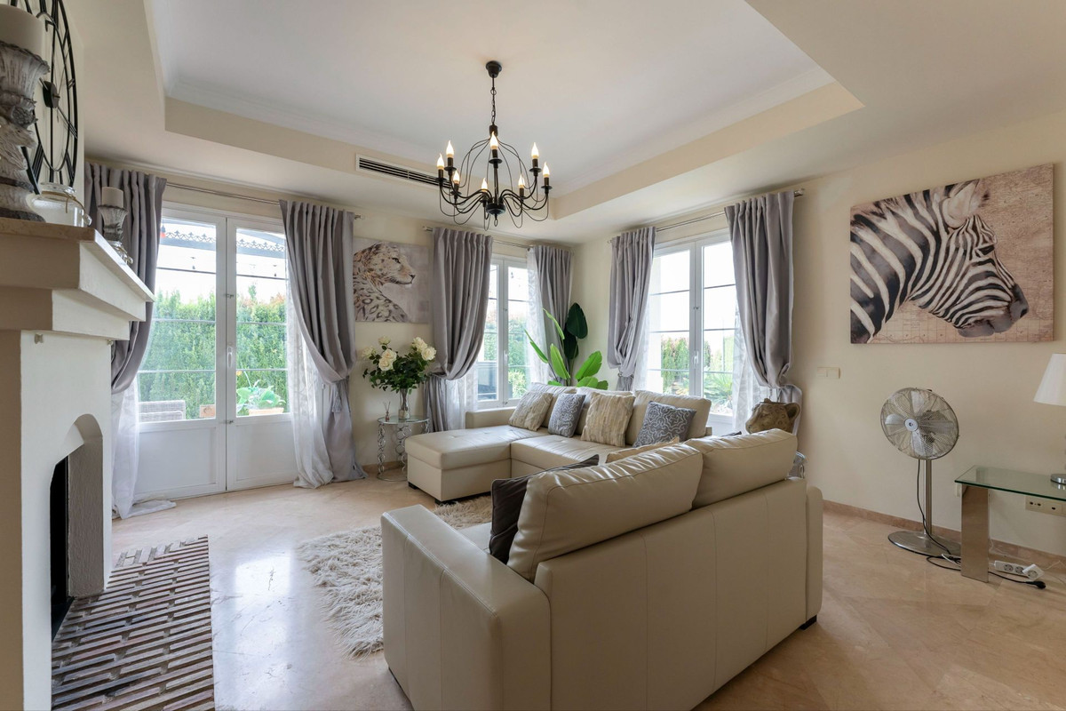 3 Bed Townhouse for sale in Mijas Costa Del Sol, Málaga, Spain