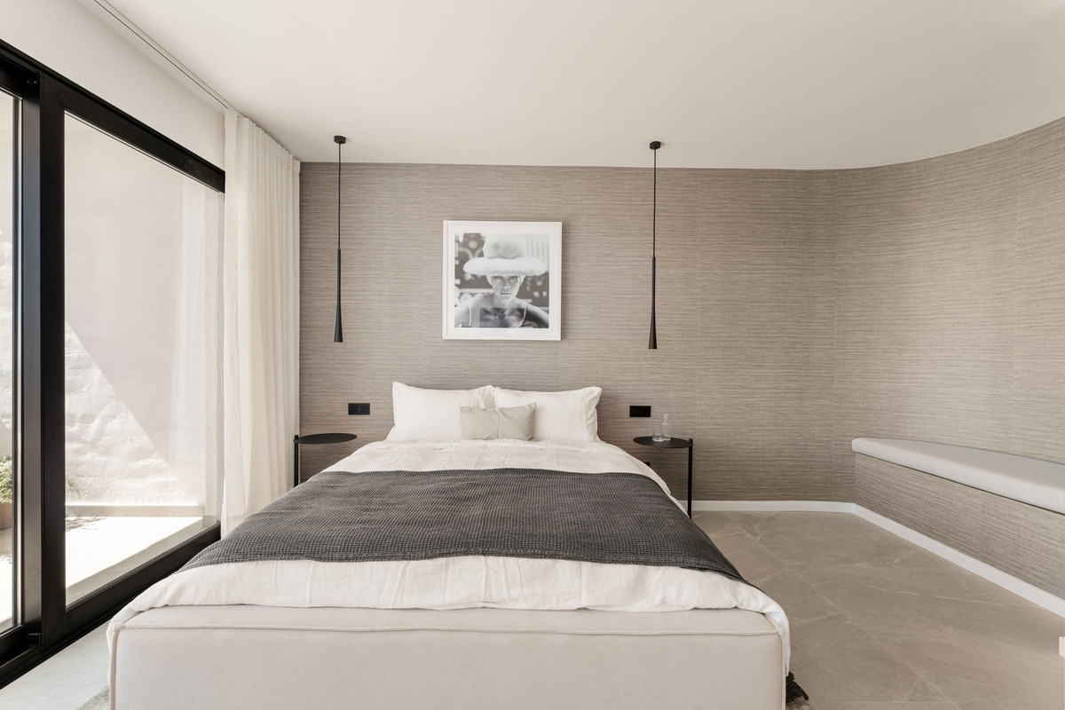 3 Bed Apartment for sale in Benahavís Costa Del Sol, Málaga, Spain
