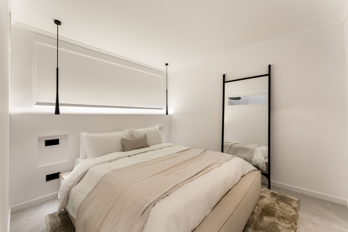 3 Bed Apartment for sale in Benahavís Costa Del Sol, Málaga, Spain