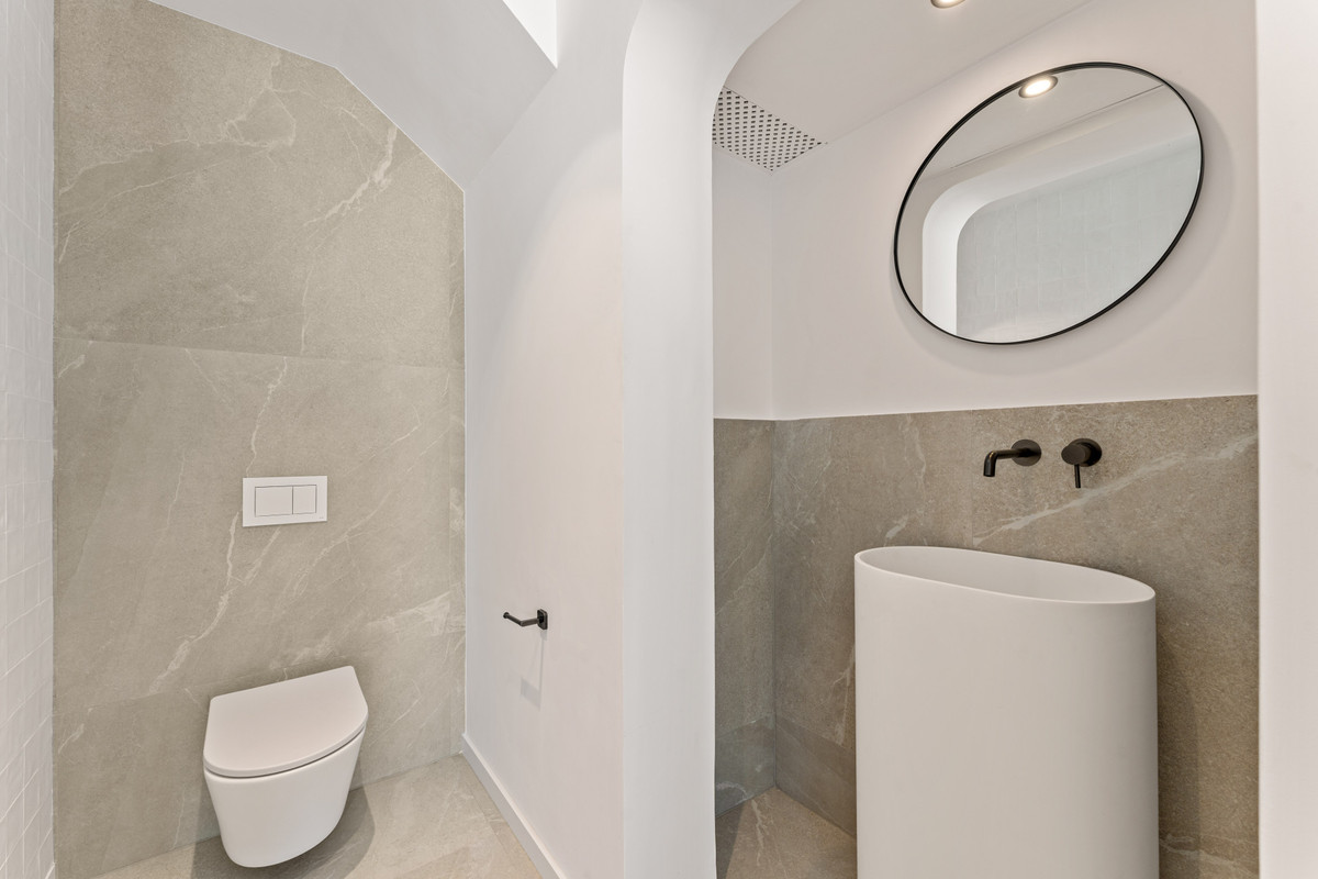 3 Bed Apartment for sale in Benahavís Costa Del Sol, Málaga, Spain
