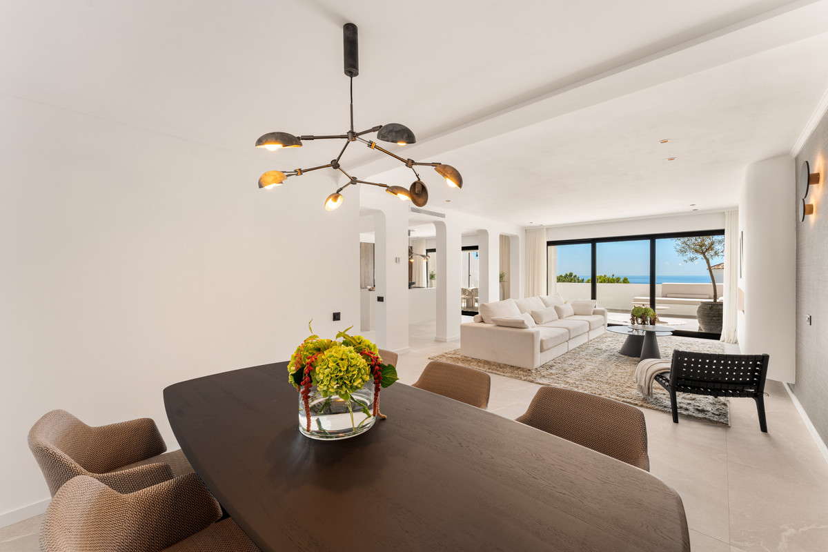 3 Bed Apartment for sale in Benahavís Costa Del Sol, Málaga, Spain