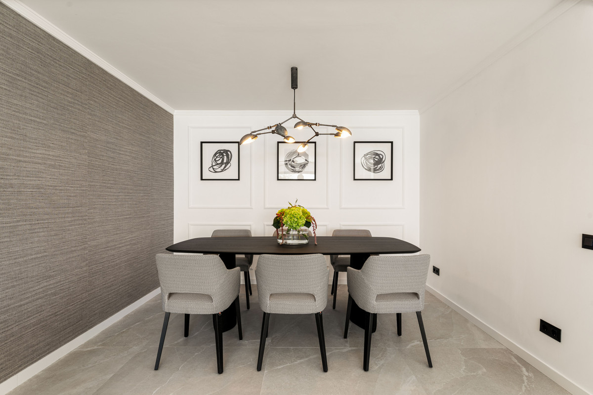 3 Bed Apartment for sale in Benahavís Costa Del Sol, Málaga, Spain