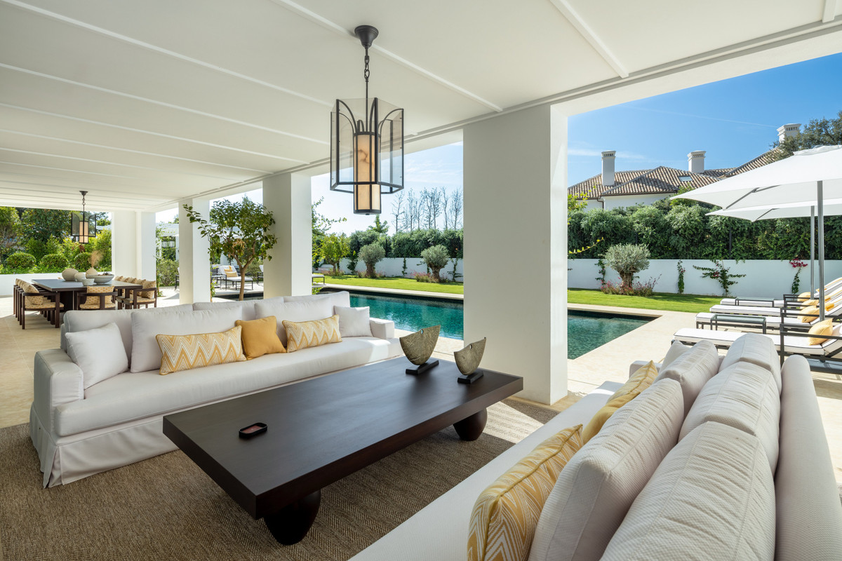 Se vende Villa - Chalet de 6 dormitorios en Costa Del Sol, Málaga, España