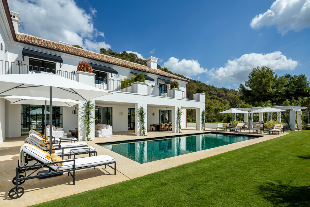 Se vende Villa - Chalet de 6 dormitorios en Costa Del Sol, Málaga, España