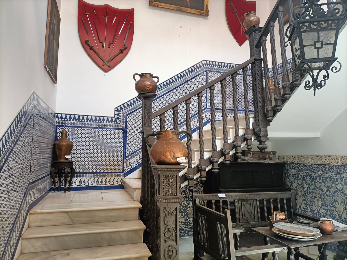 8 Bed Townhouse for sale in Ronda Costa Del Sol, Málaga, Spain