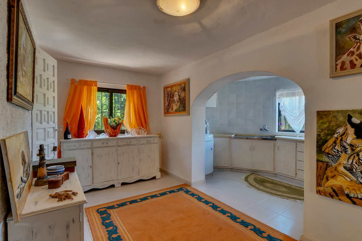 Se vende Villa - Chalet de 4 dormitorios en Costa Blanca, Alicante, España