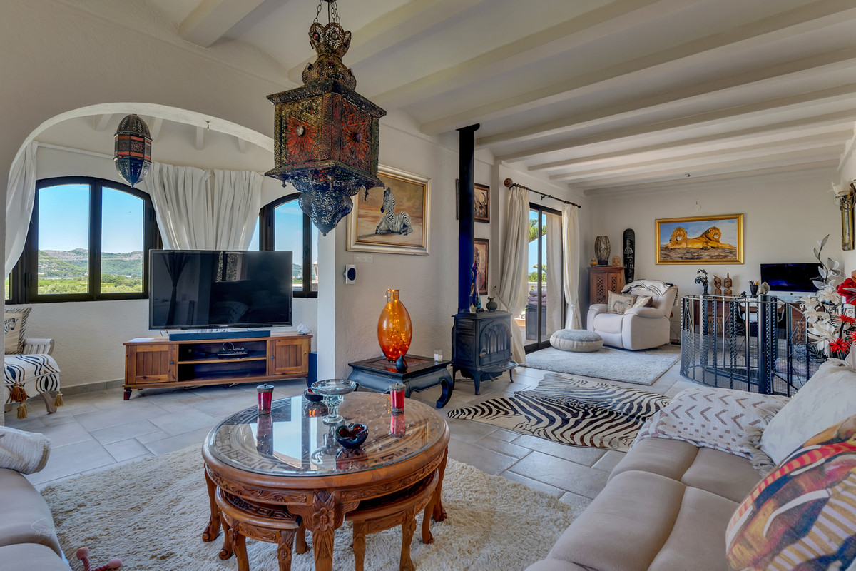 Se vende Villa - Chalet de 4 dormitorios en Costa Blanca, Alicante, España