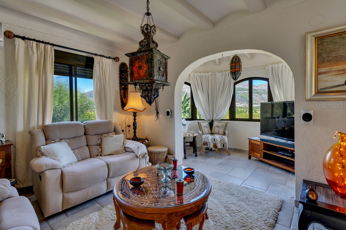 Se vende Villa - Chalet de 4 dormitorios en Costa Blanca, Alicante, España