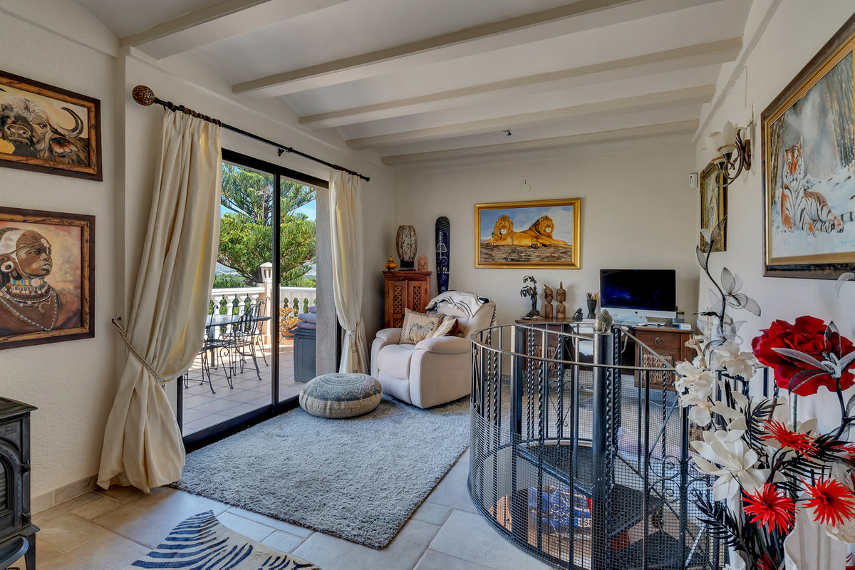 Se vende Villa - Chalet de 4 dormitorios en Costa Blanca, Alicante, España