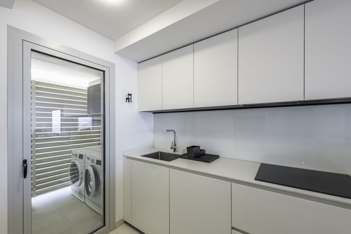 2 Bed Apartment for sale in Higueron Costa Del Sol, Málaga, Spain
