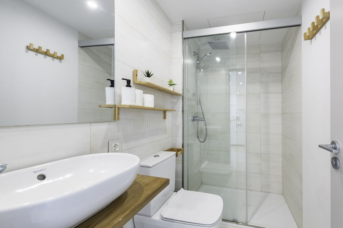2 Bed Apartment for sale in Higueron Costa Del Sol, Málaga, Spain