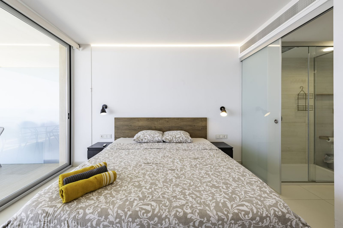 2 Bed Apartment for sale in Higueron Costa Del Sol, Málaga, Spain