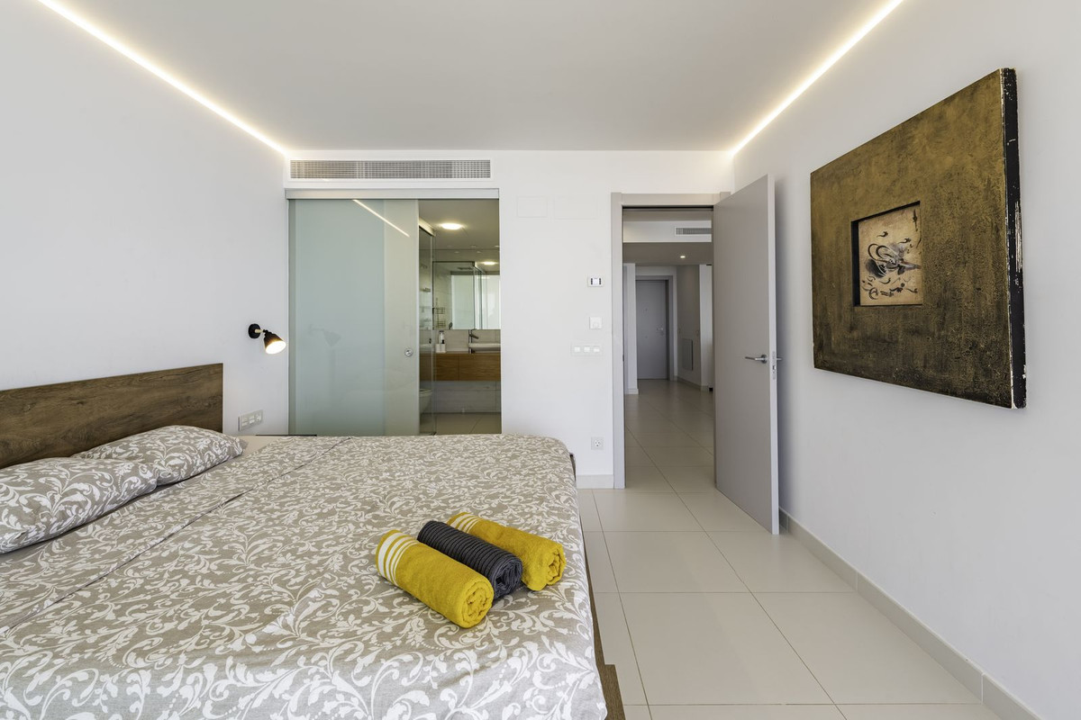 2 Bed Apartment for sale in Higueron Costa Del Sol, Málaga, Spain
