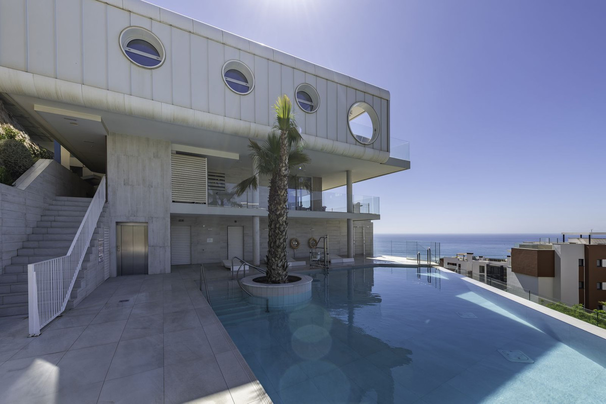 2 Bed Apartment for sale in Higueron Costa Del Sol, Málaga, Spain