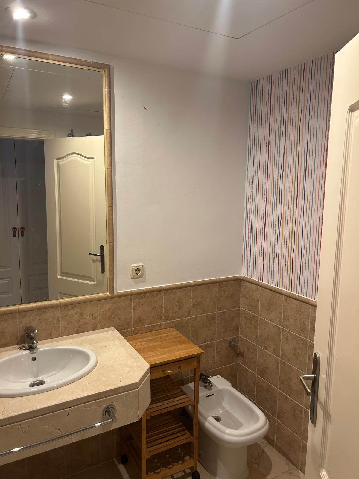 3 Bed Apartment for sale in Benahavís Costa Del Sol, Málaga, Spain