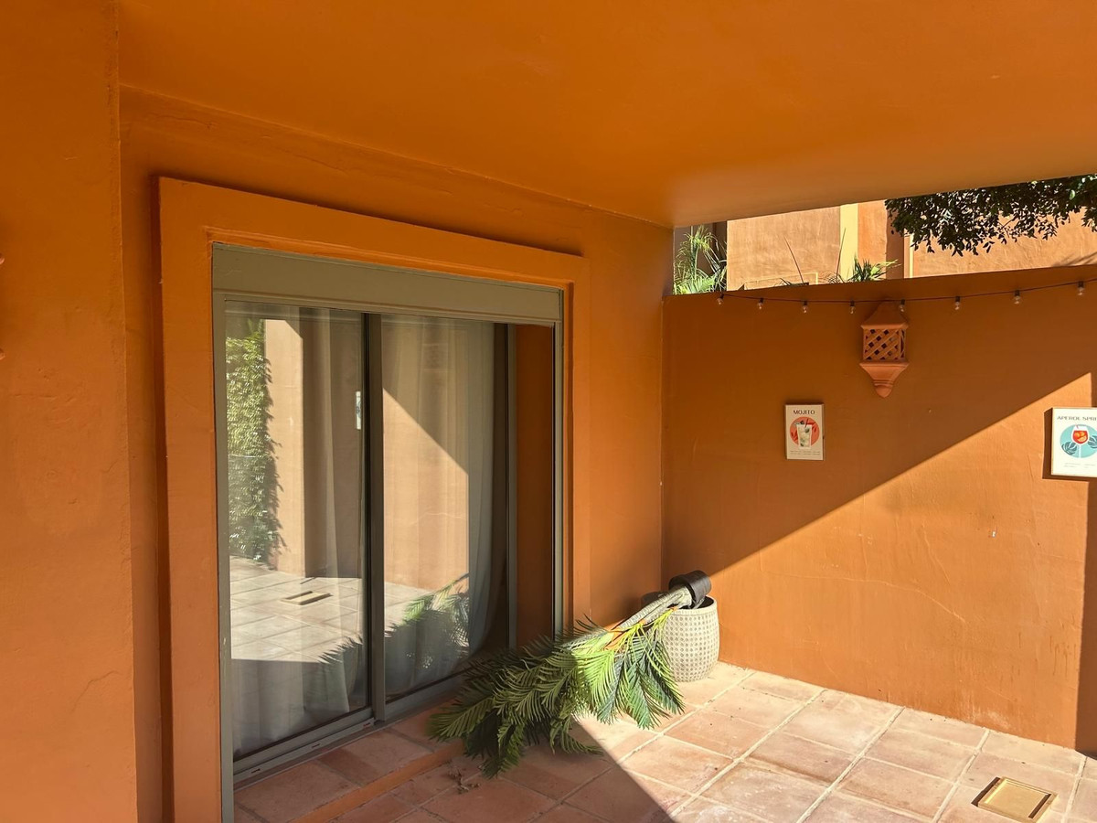 3 Bed Apartment for sale in Benahavís Costa Del Sol, Málaga, Spain