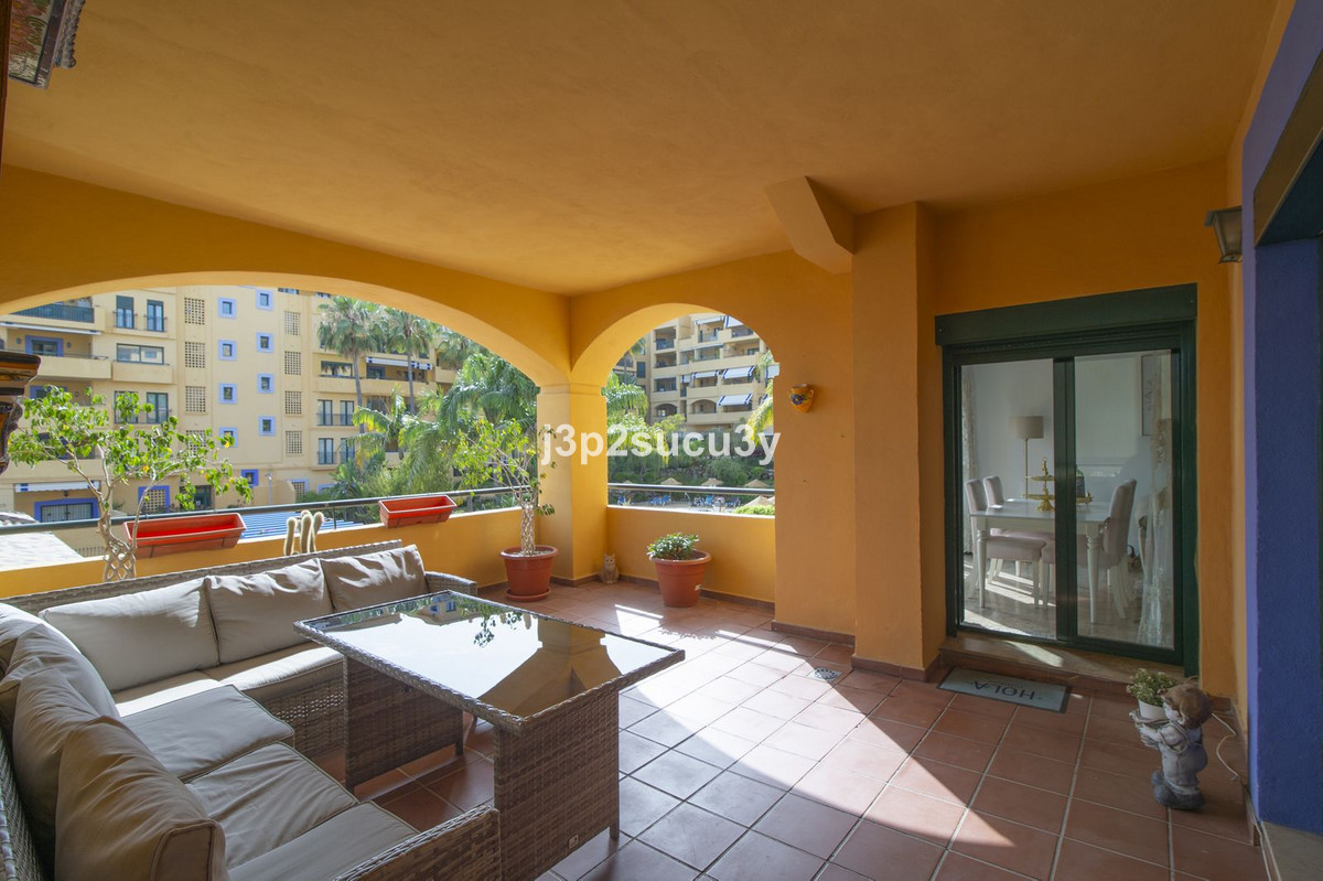 2 Bed Apartment for sale in Marbella Costa Del Sol, Málaga, Spain