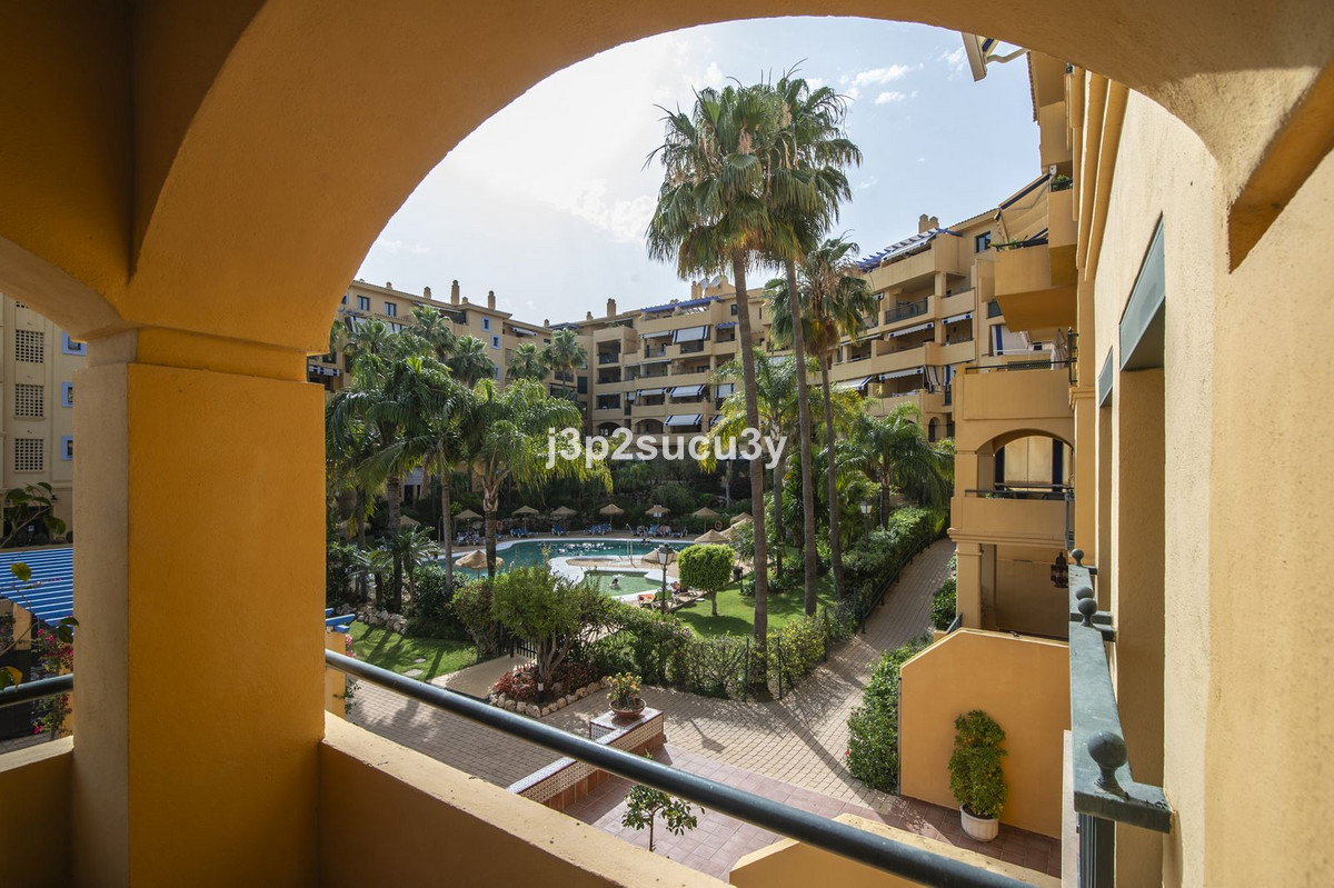 2 Bed Apartment for sale in Marbella Costa Del Sol, Málaga, Spain