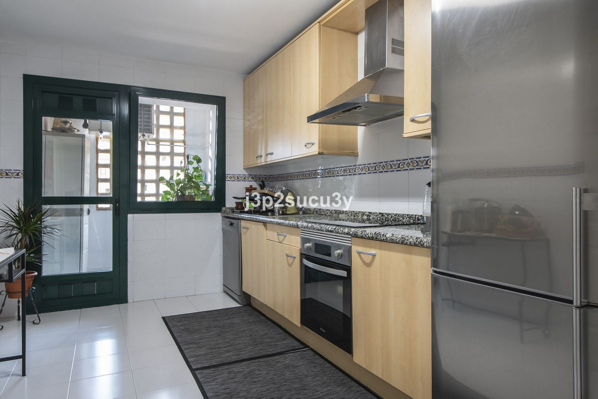 2 Bed Apartment for sale in Marbella Costa Del Sol, Málaga, Spain