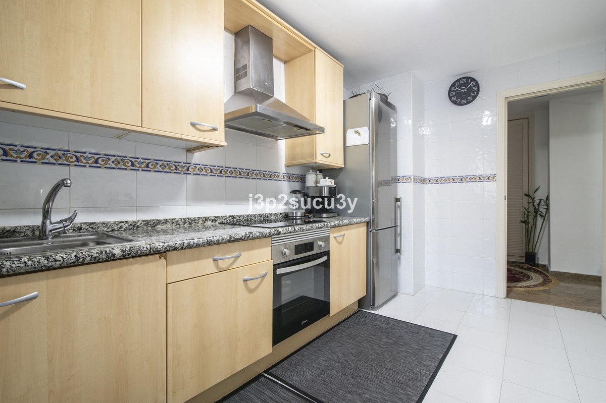 2 Bed Apartment for sale in Marbella Costa Del Sol, Málaga, Spain