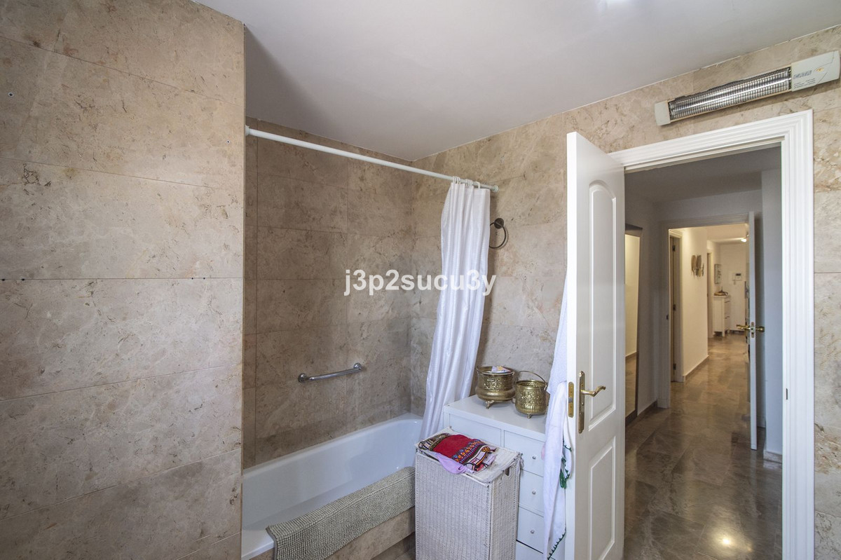 2 Bed Apartment for sale in Marbella Costa Del Sol, Málaga, Spain