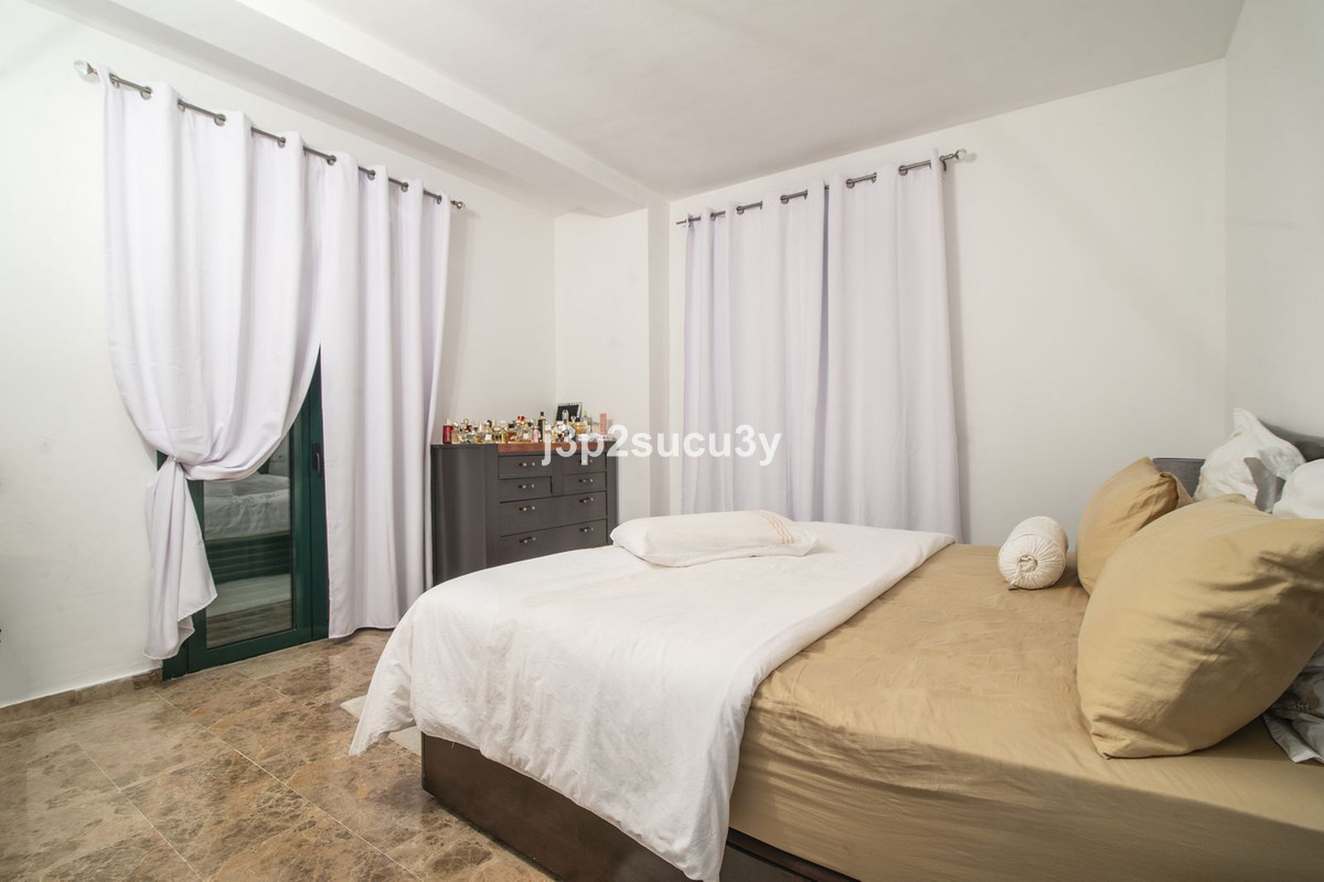 2 Bed Apartment for sale in Marbella Costa Del Sol, Málaga, Spain