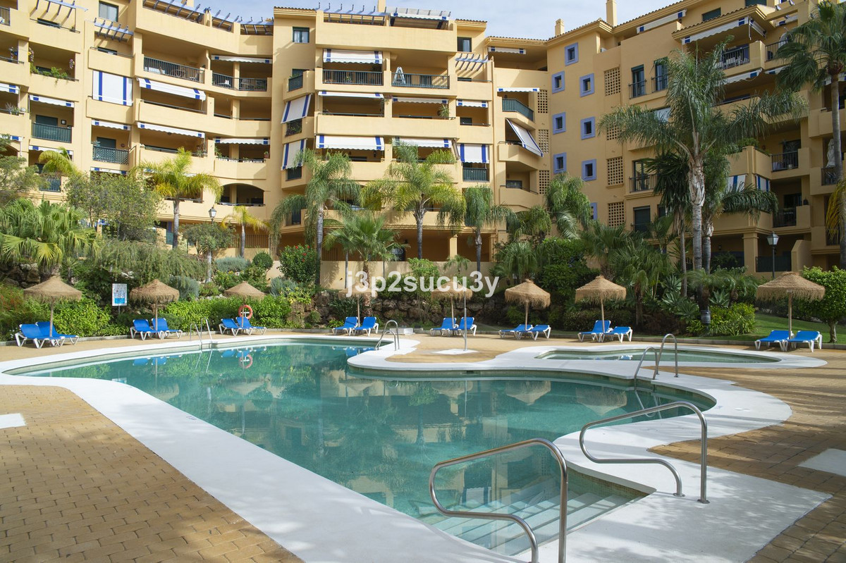 2 Bed Apartment for sale in Marbella Costa Del Sol, Málaga, Spain