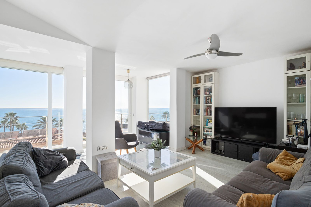 3 Bed Townhouse for sale in El Faro Costa Del Sol, Málaga, Spain
