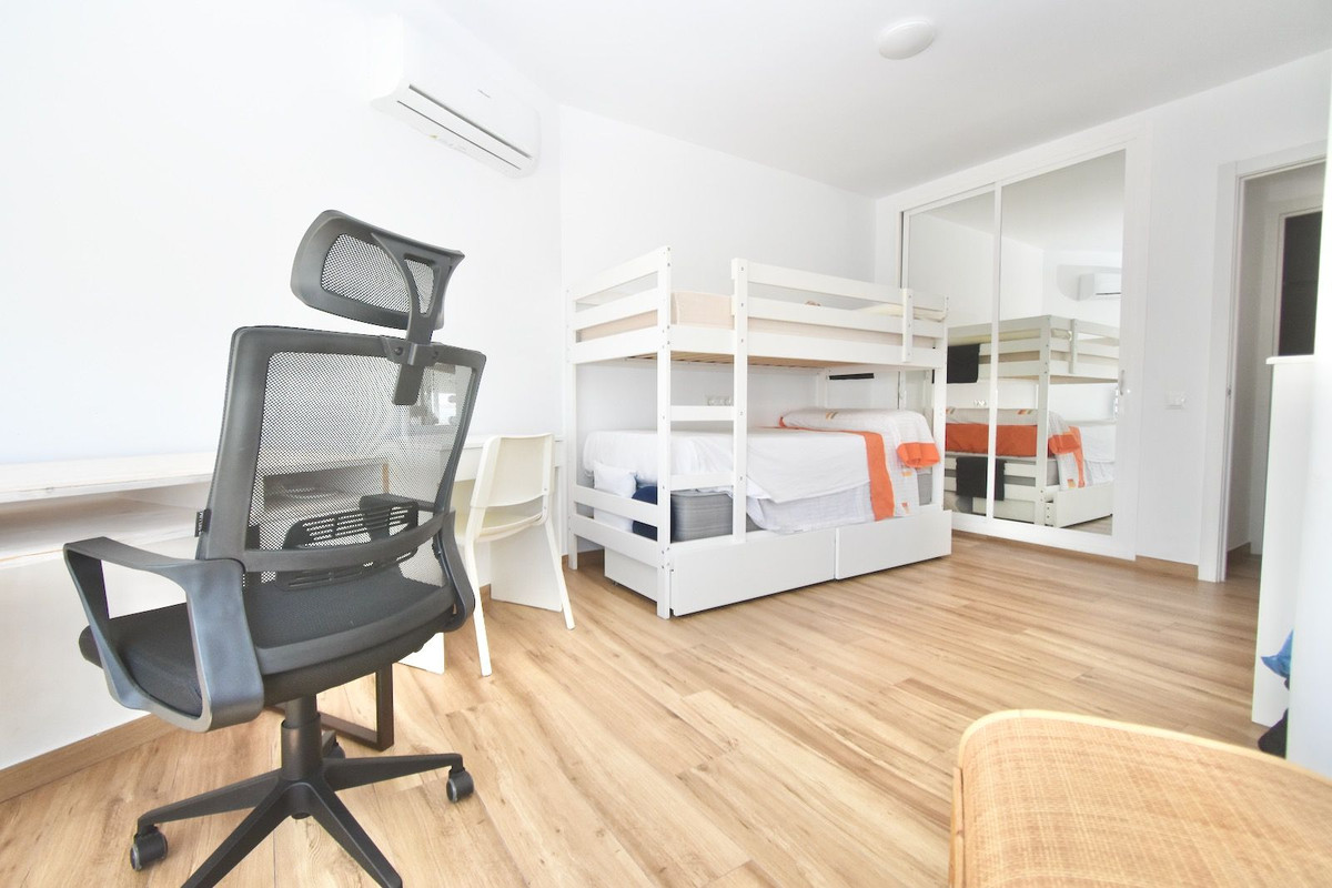 2 Bed Apartment for sale in Benalmadena Costa Del Sol, Málaga, Spain