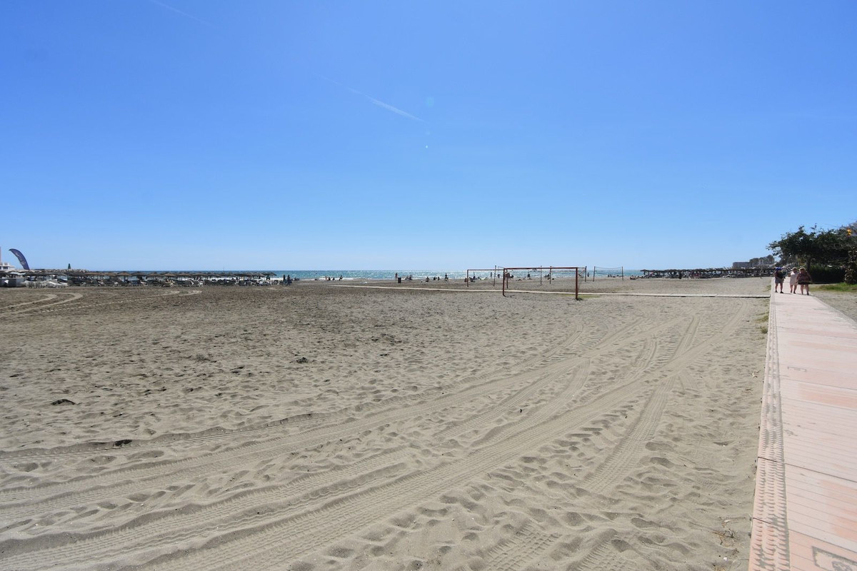 2 Bed Apartment for sale in Benalmadena Costa Del Sol, Málaga, Spain