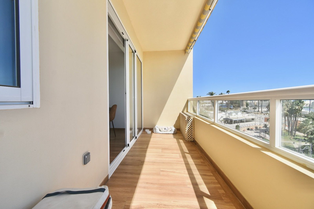 2 Bed Apartment for sale in Benalmadena Costa Del Sol, Málaga, Spain