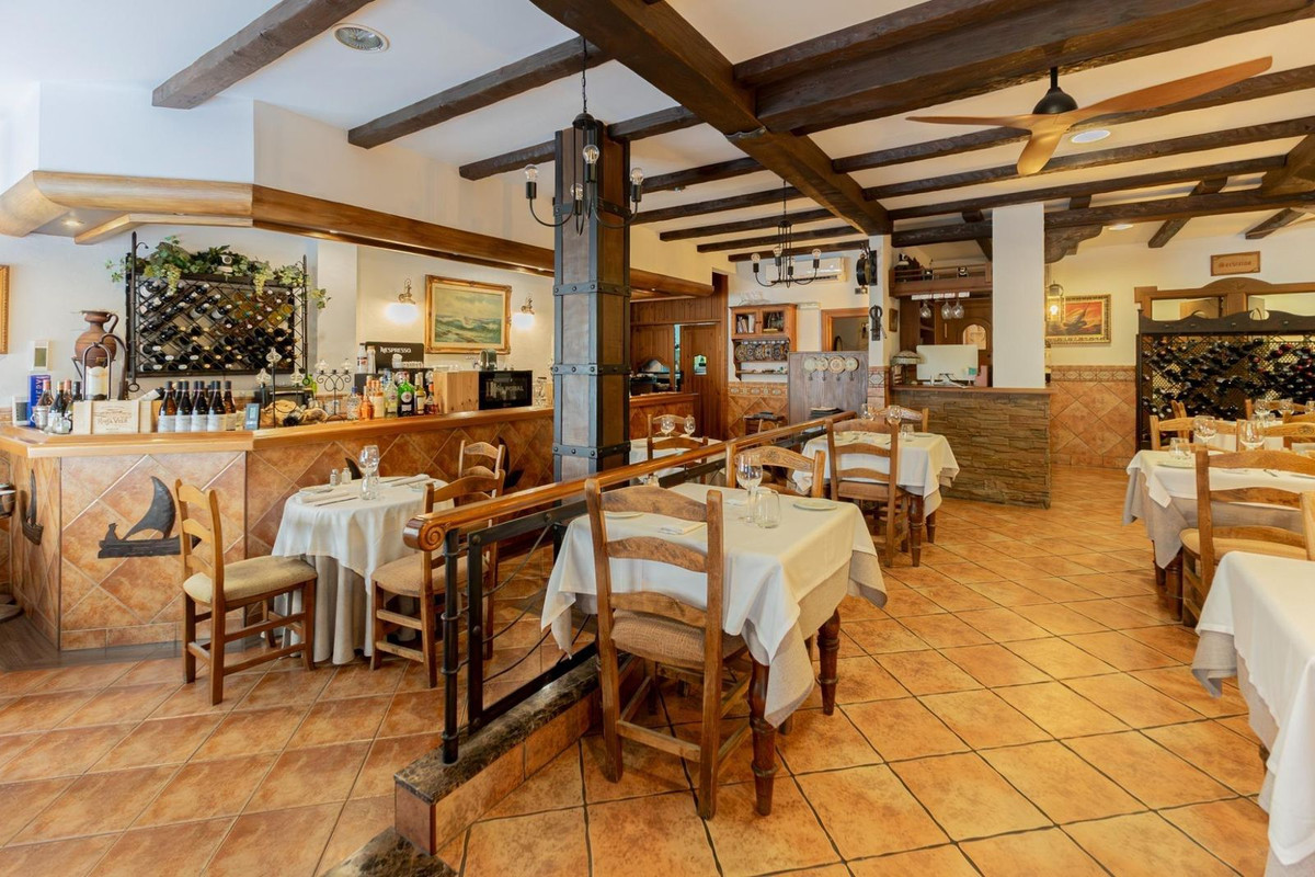 Se vende Restaurante  en Costa Del Sol, Málaga, España
