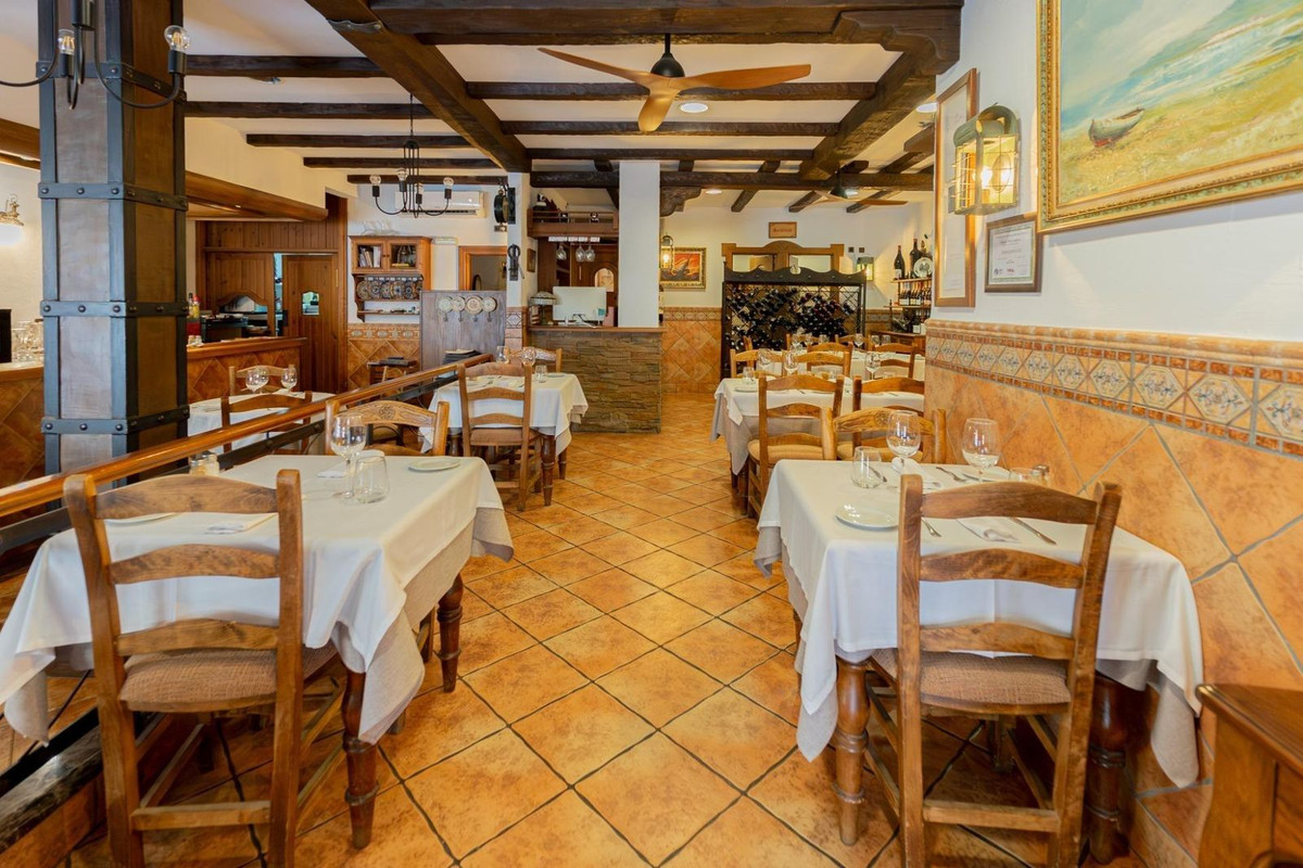 Se vende Restaurante  en Costa Del Sol, Málaga, España