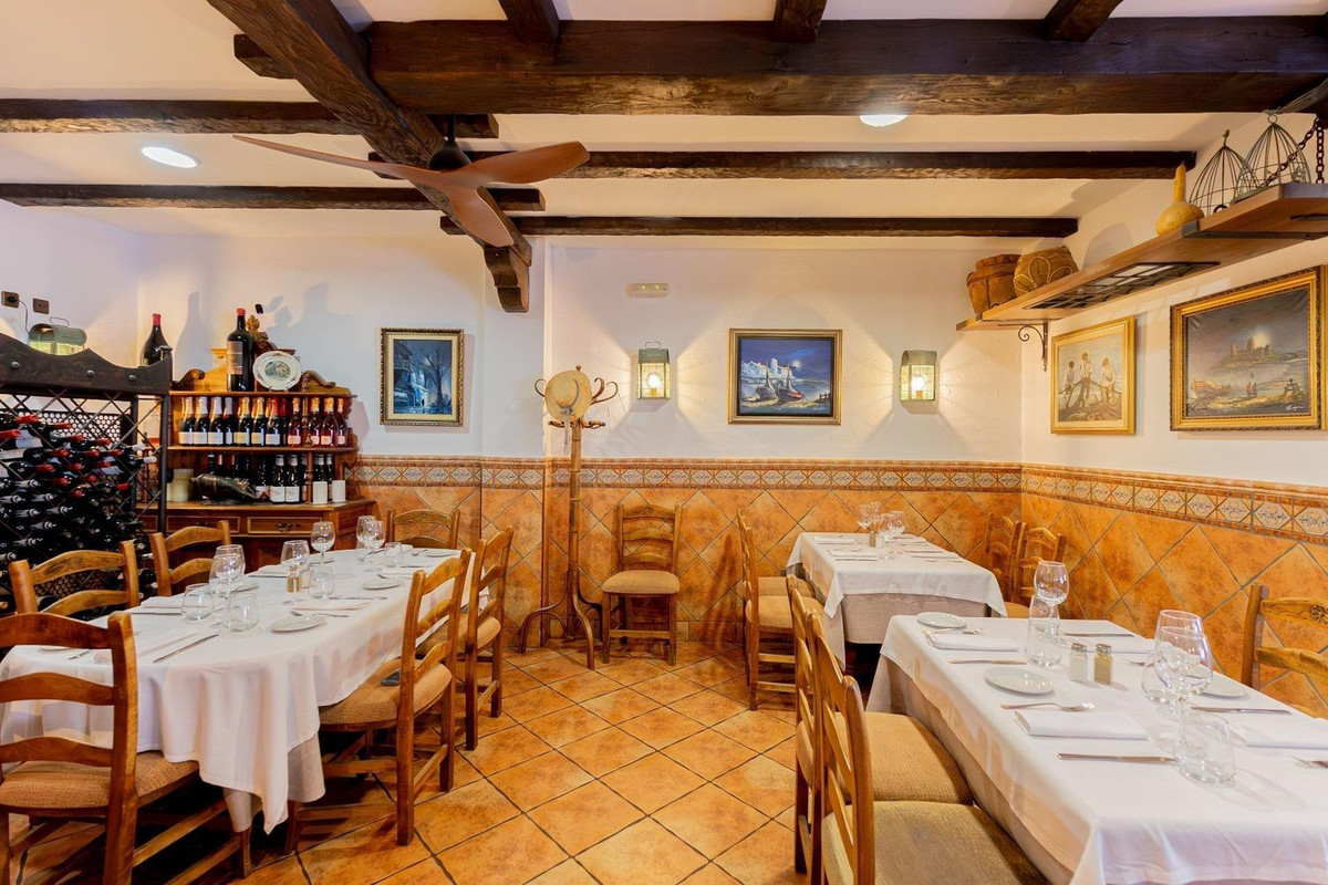 Se vende Restaurante  en Costa Del Sol, Málaga, España
