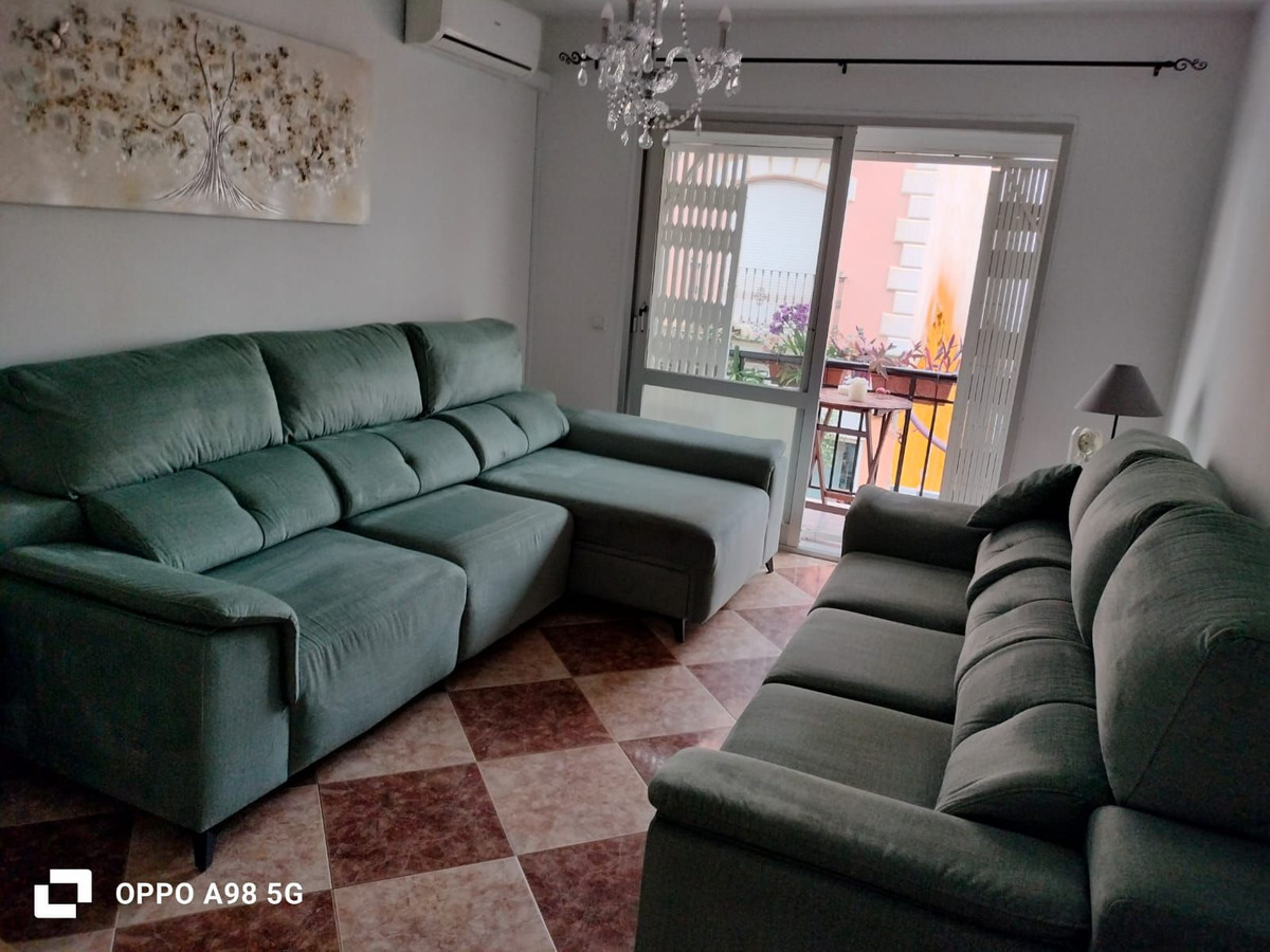 Se vende Apartamento Planta Media de 3 dormitorios en Costa Del Sol, Málaga, España