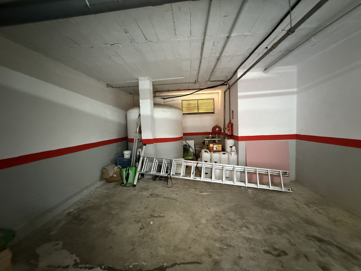 Se vende Apartamento Planta Media de 2 dormitorios en Costa Del Sol, Málaga, España