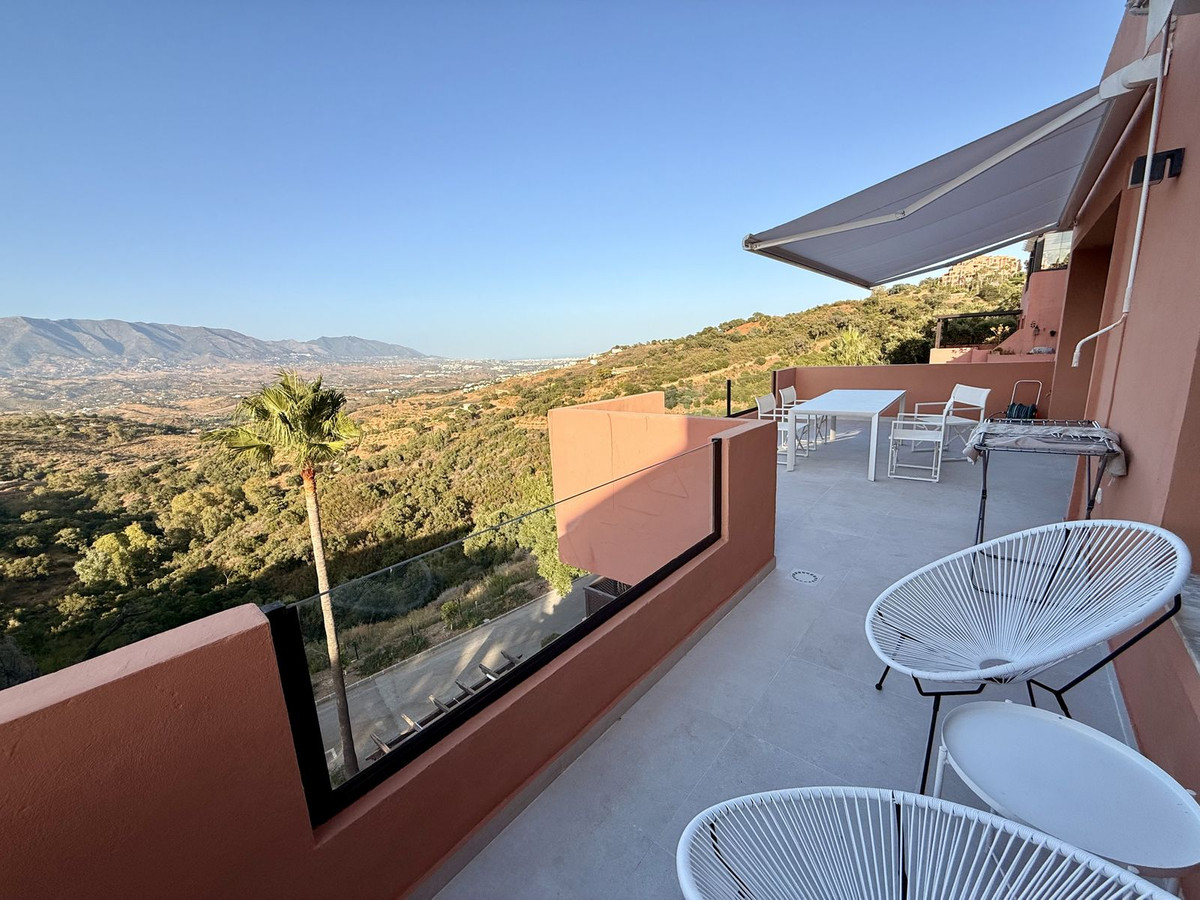 Se vende Apartamento Planta Media de 2 dormitorios en Costa Del Sol, Málaga, España