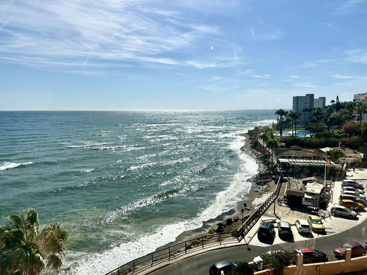 Se vende Apartamento Planta Media de 2 dormitorios en Costa Del Sol, Málaga, España